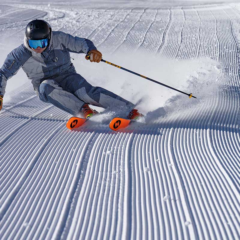 Man skiing on Blizzard Anonaly 88 skis