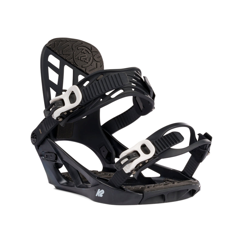black snowboard binding