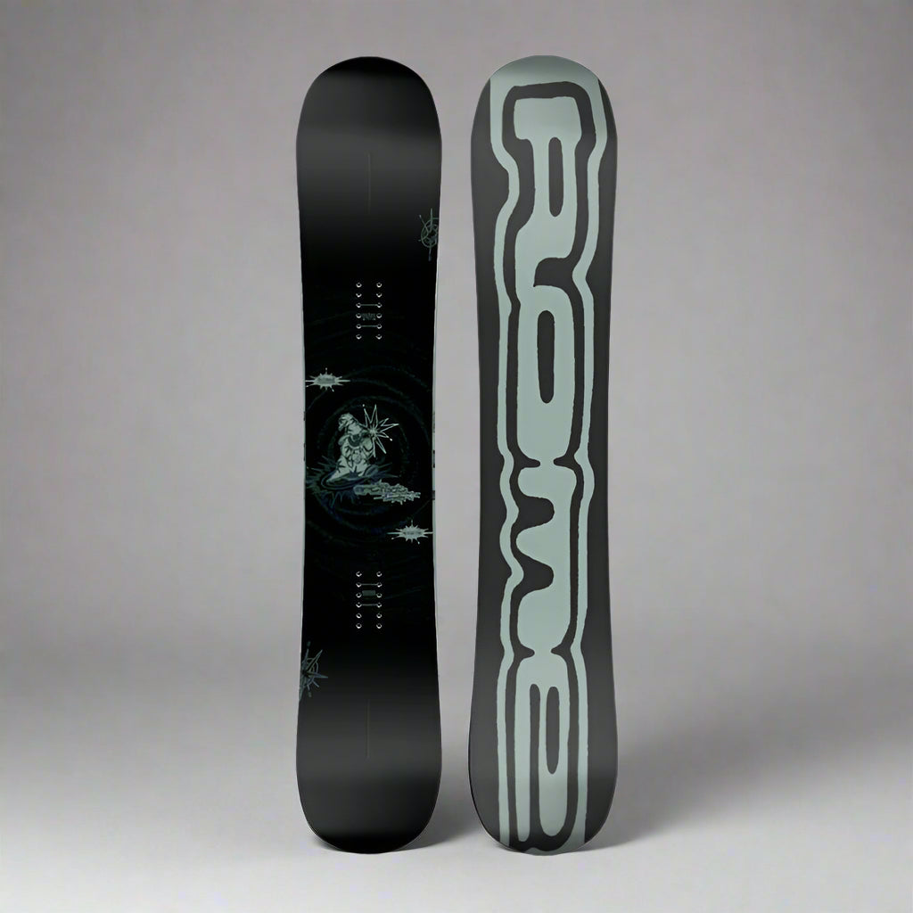 black snowboard