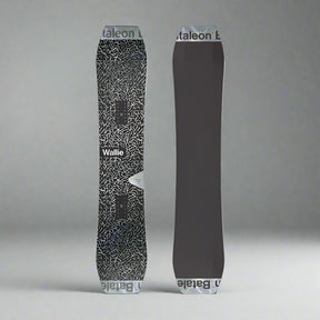 black snowboard
