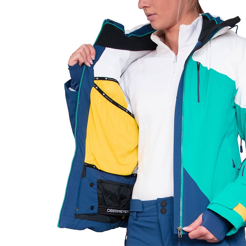 Obermeyer Women's Kayla ski Jacket in Starling pattern- interior pockets